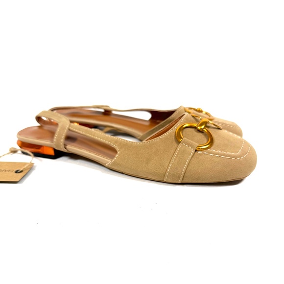 Harper & Lane Beige Suede Slingback Flats Gold Horsebit Low Heel Size 40 New - Picture 7 of 13